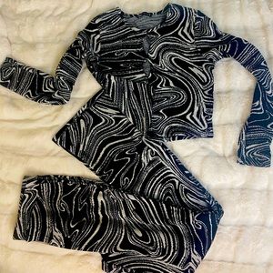 Zara co-set L size it flexible